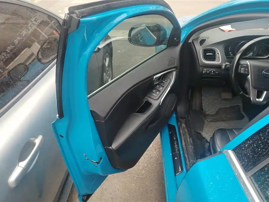 Volvo V40 2015 1.6T Sport