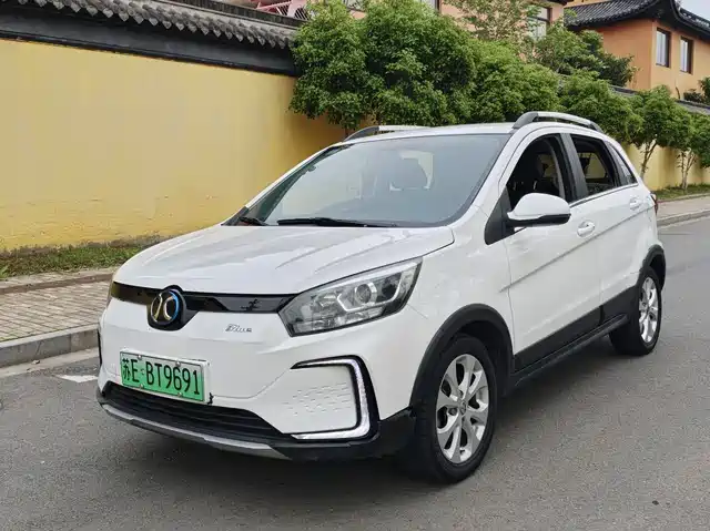 2020 BAIC Senova X25