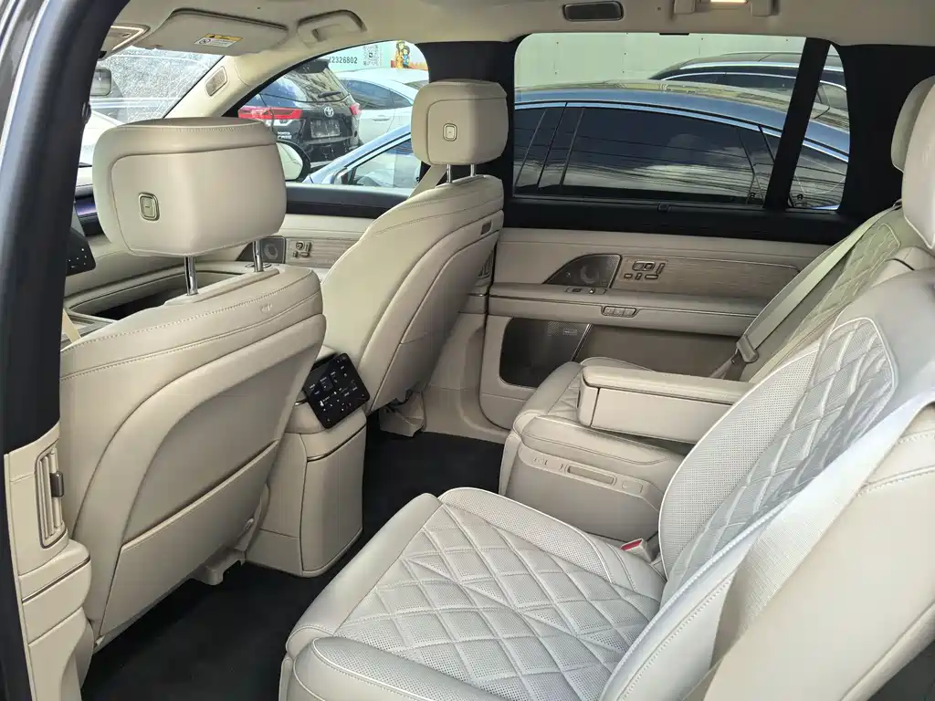 NIO ES8 2026 мест Executive Luxury