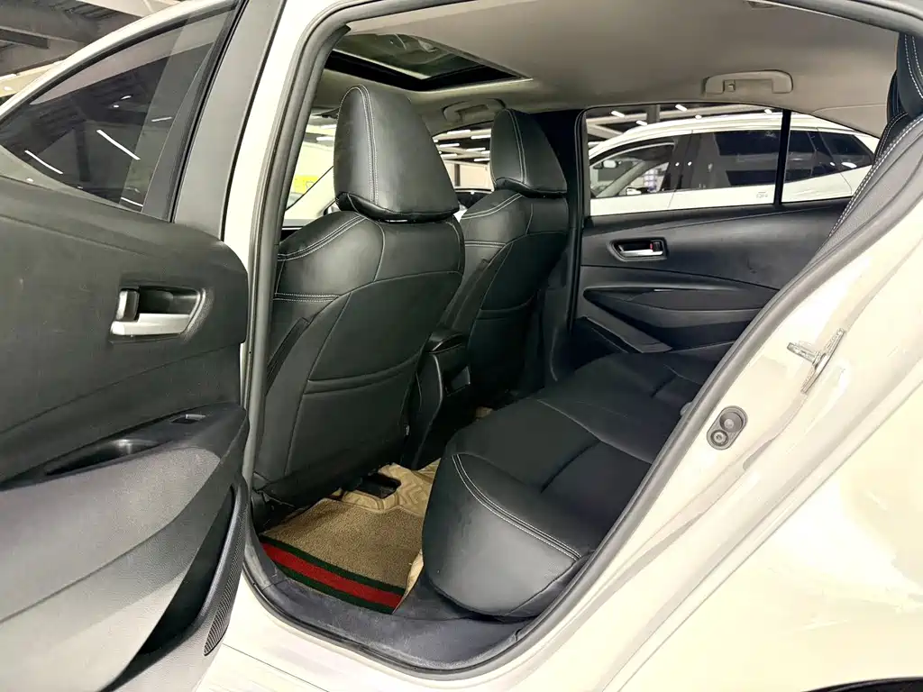Toyota Corolla — миниатюра 5