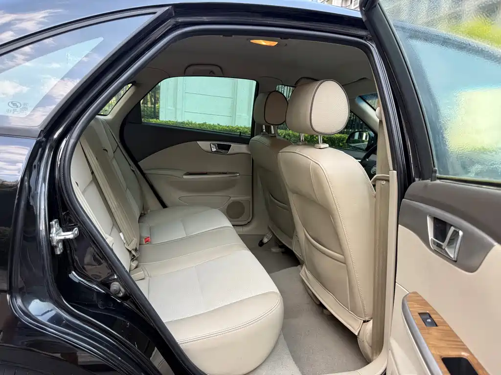 Buick Excelle — миниатюра 12