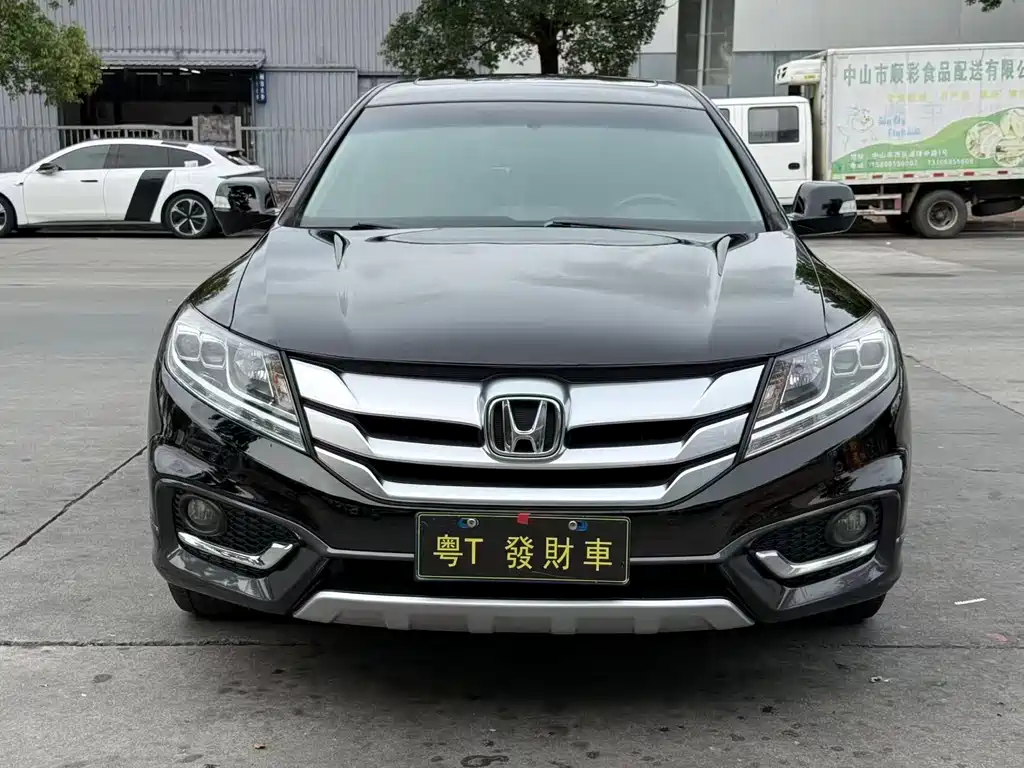 Honda Crosstour 2.4L Luxury Edition, фото 2