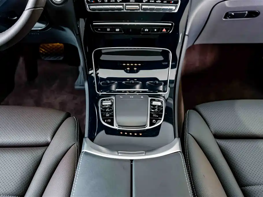 Mercedes-Benz GLC — миниатюра 12