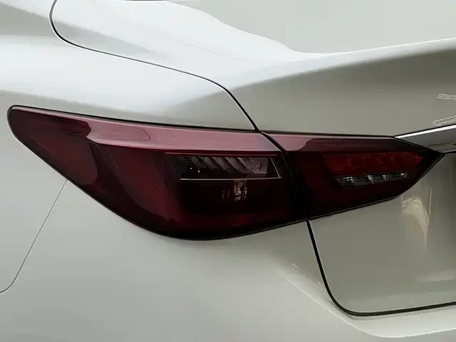 Infiniti Q50L — миниатюра 18