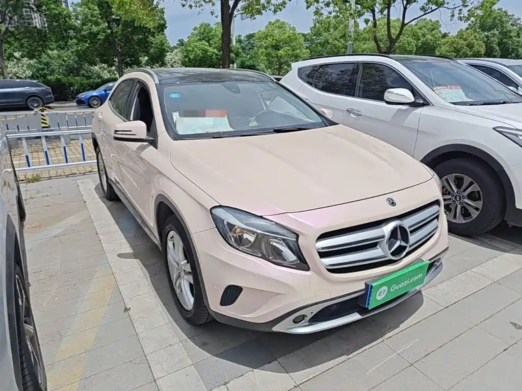 Mercedes-Benz GLA 2016 GLA 200 Fashion