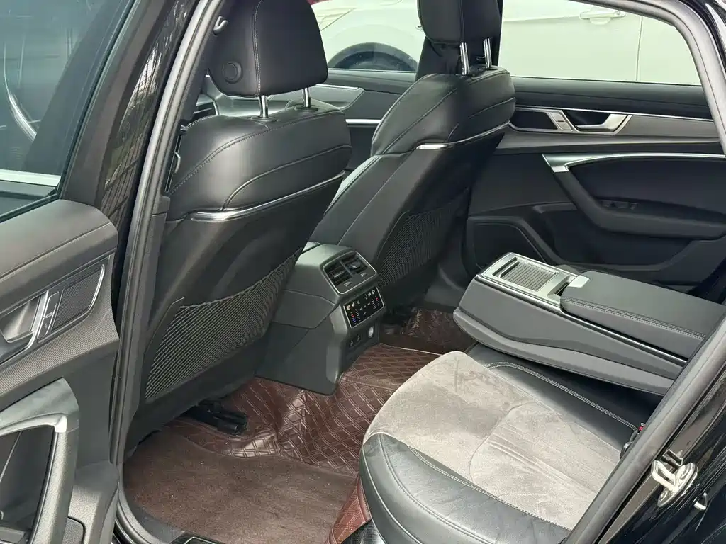 Audi A6L — миниатюра 4