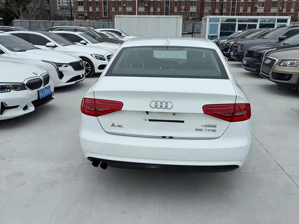 Audi A4L — миниатюра 2