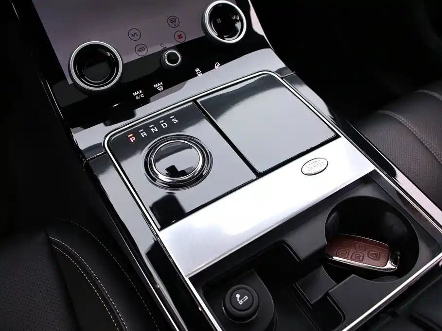 Land Rover Range Rover Velar 2020 P250 R-DYNAMIC S