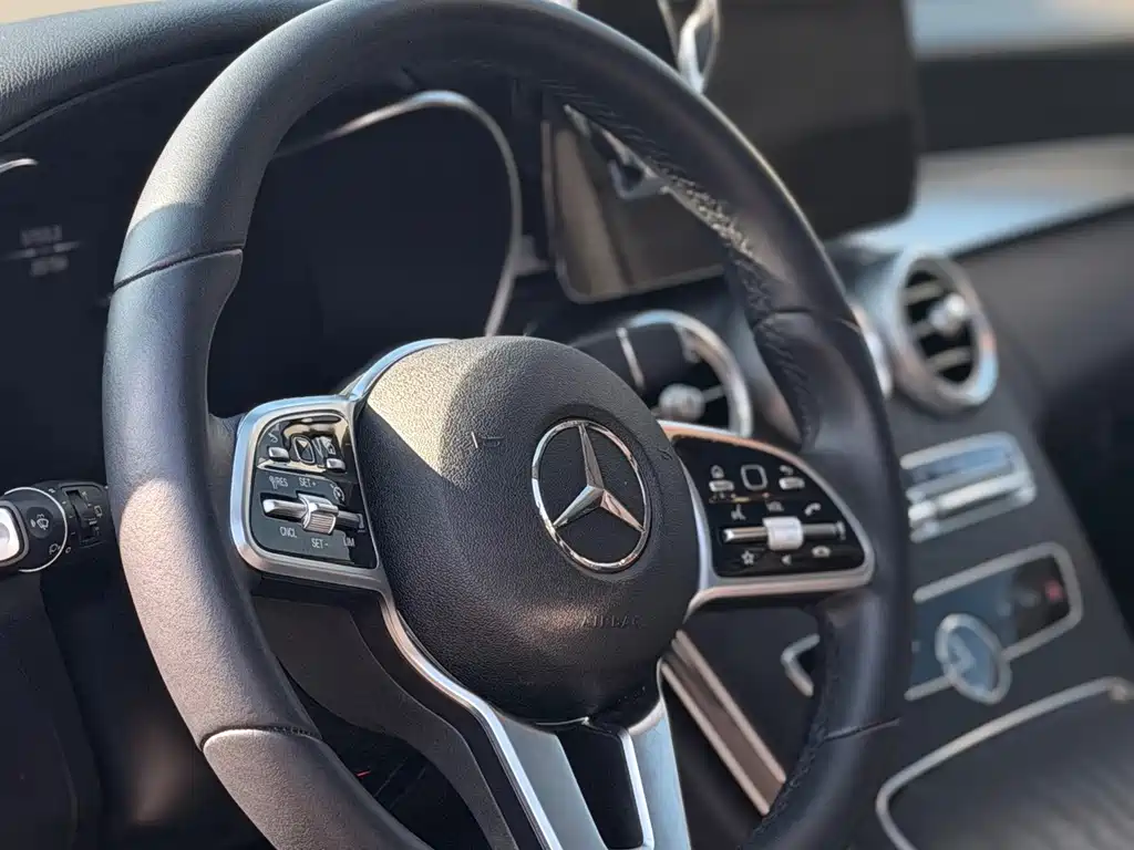 Mercedes-Benz C-Class (Import) — миниатюра 9