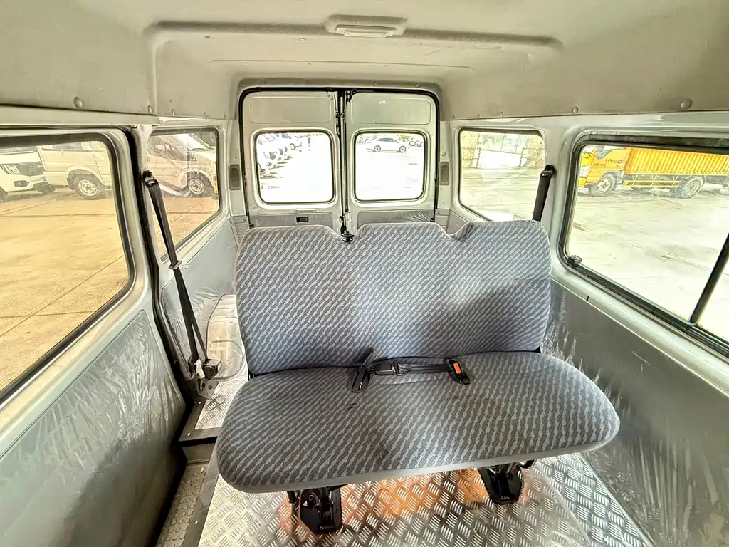 Ford Transit Classic — миниатюра 17