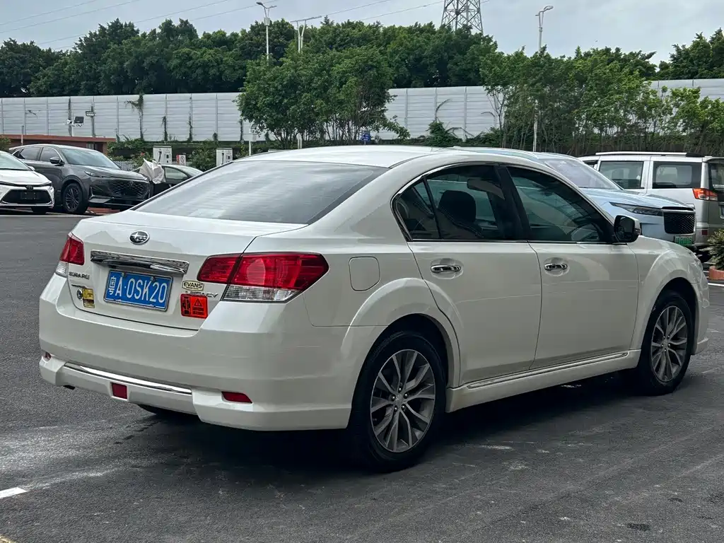 Subaru Legacy — миниатюра 12