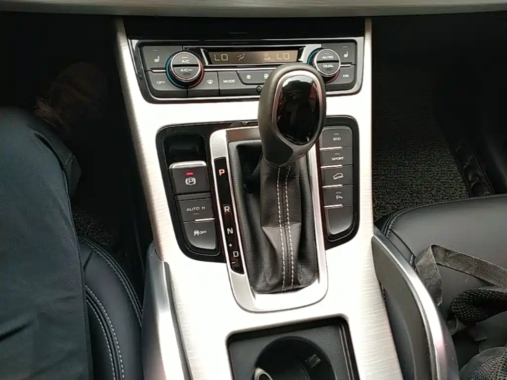 Geely Boyue — миниатюра 14