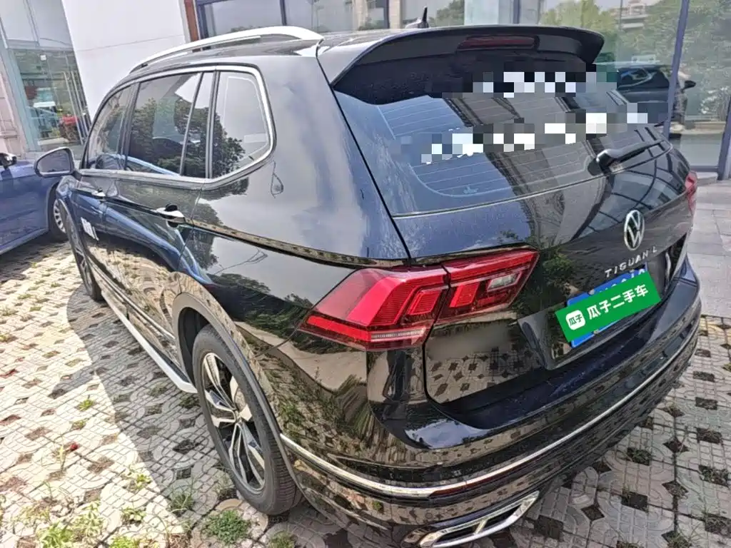 Volkswagen Tiguan L L 2024 330TSI AT R-Line