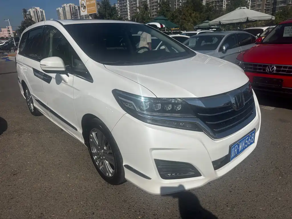 Honda Elysion — миниатюра 3