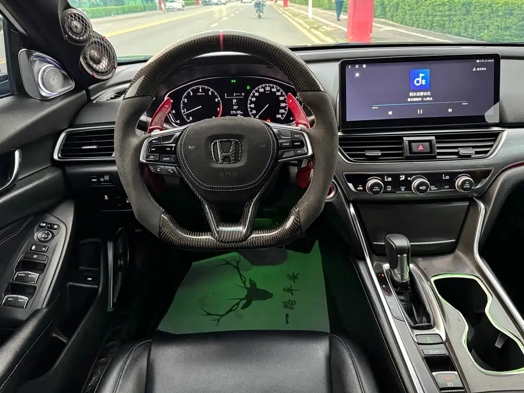 Honda Accord — миниатюра 20