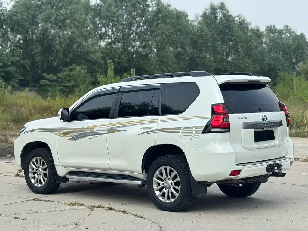 Toyota Prado — миниатюра 6