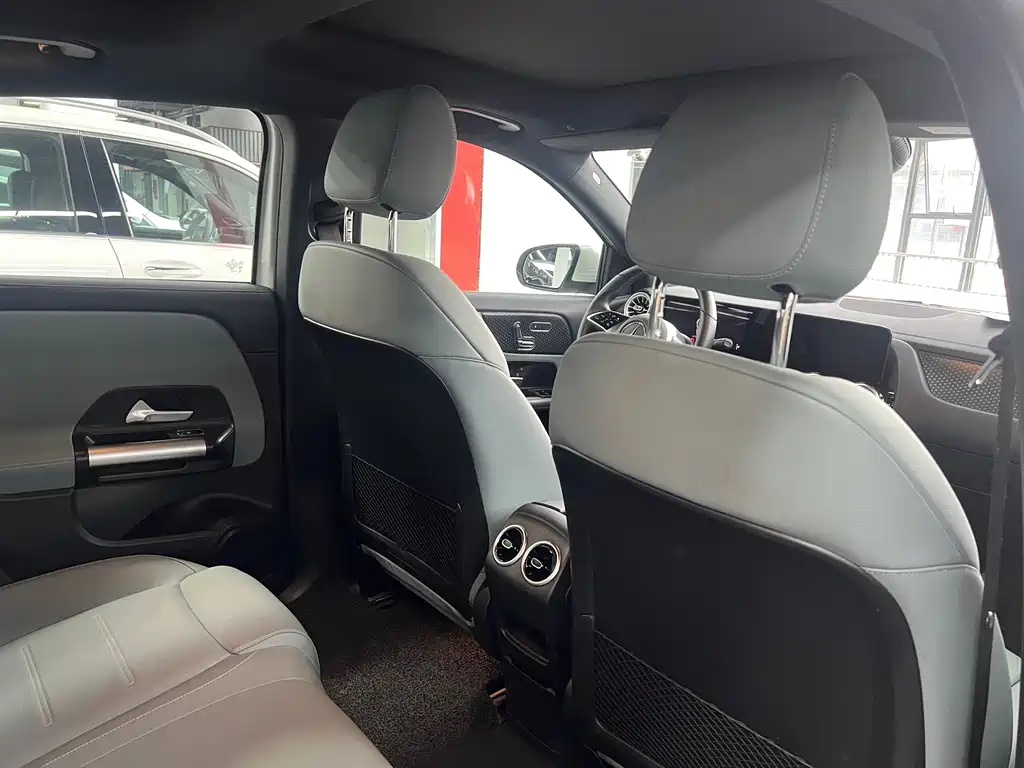 Mercedes-Benz EQA — миниатюра 7