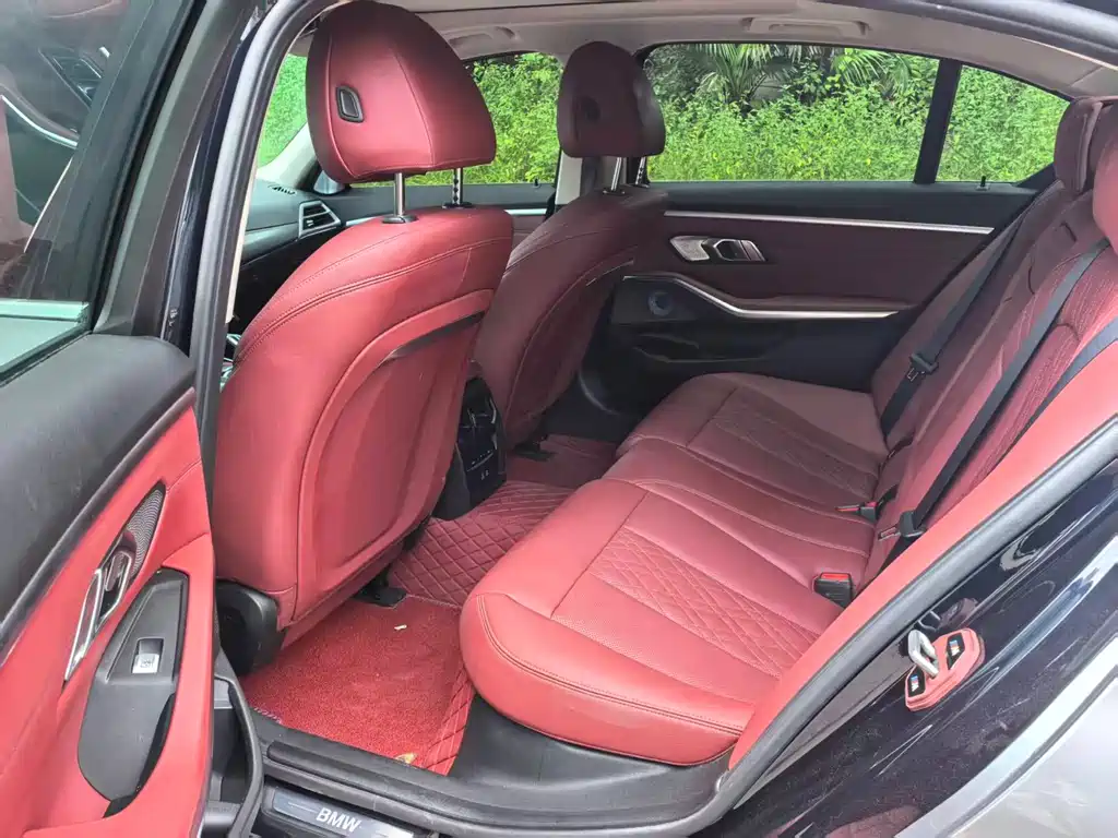 BMW i3 2025 eDrive 35 L