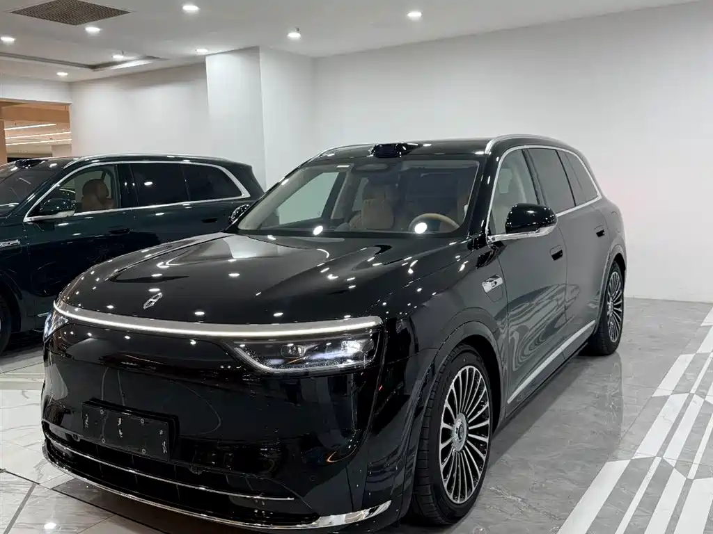 Aito 问界 AITO M8 2025