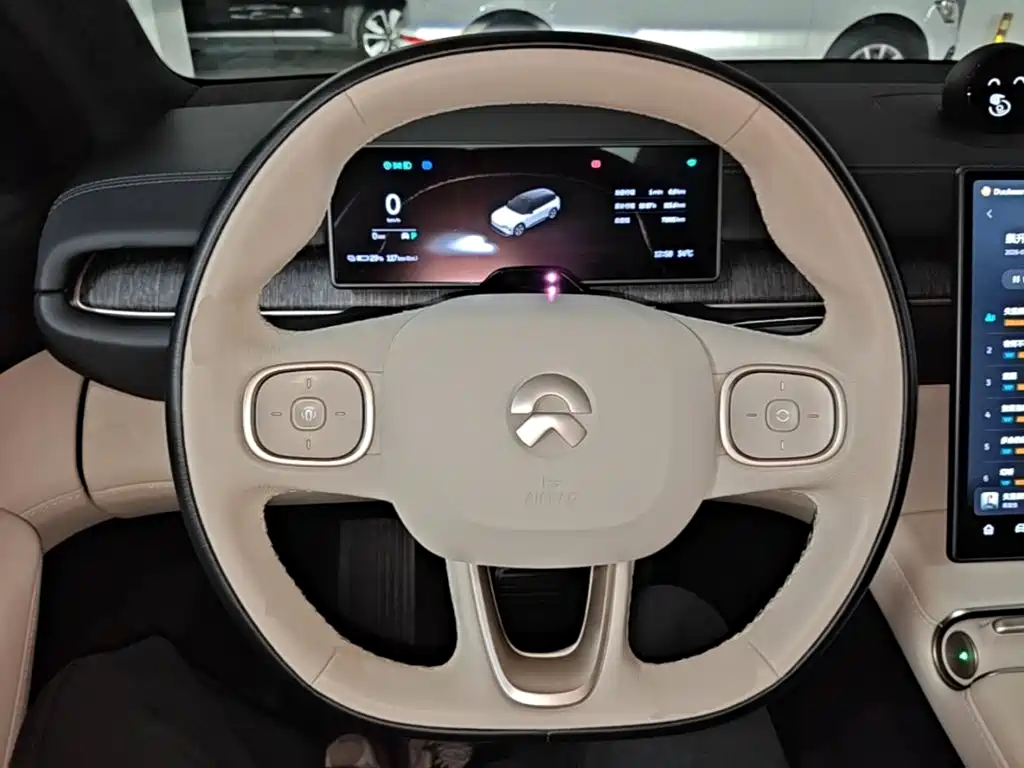 NIO ES6 — миниатюра 11