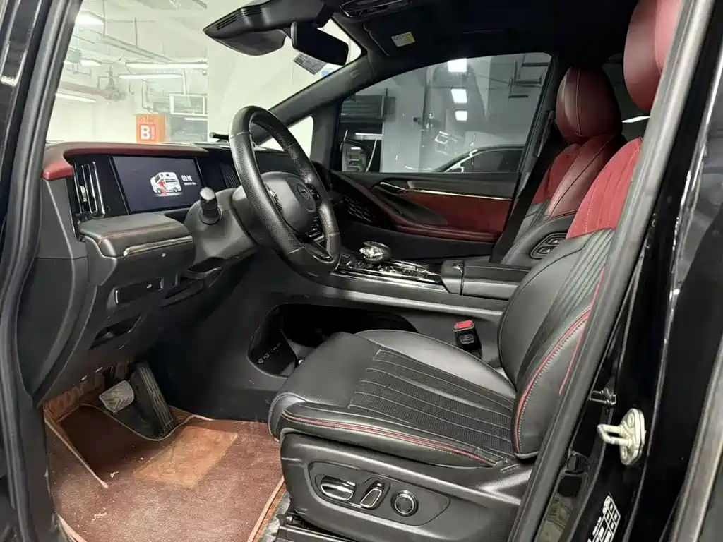 GAC Motor Trumpchi M8 — миниатюра 5