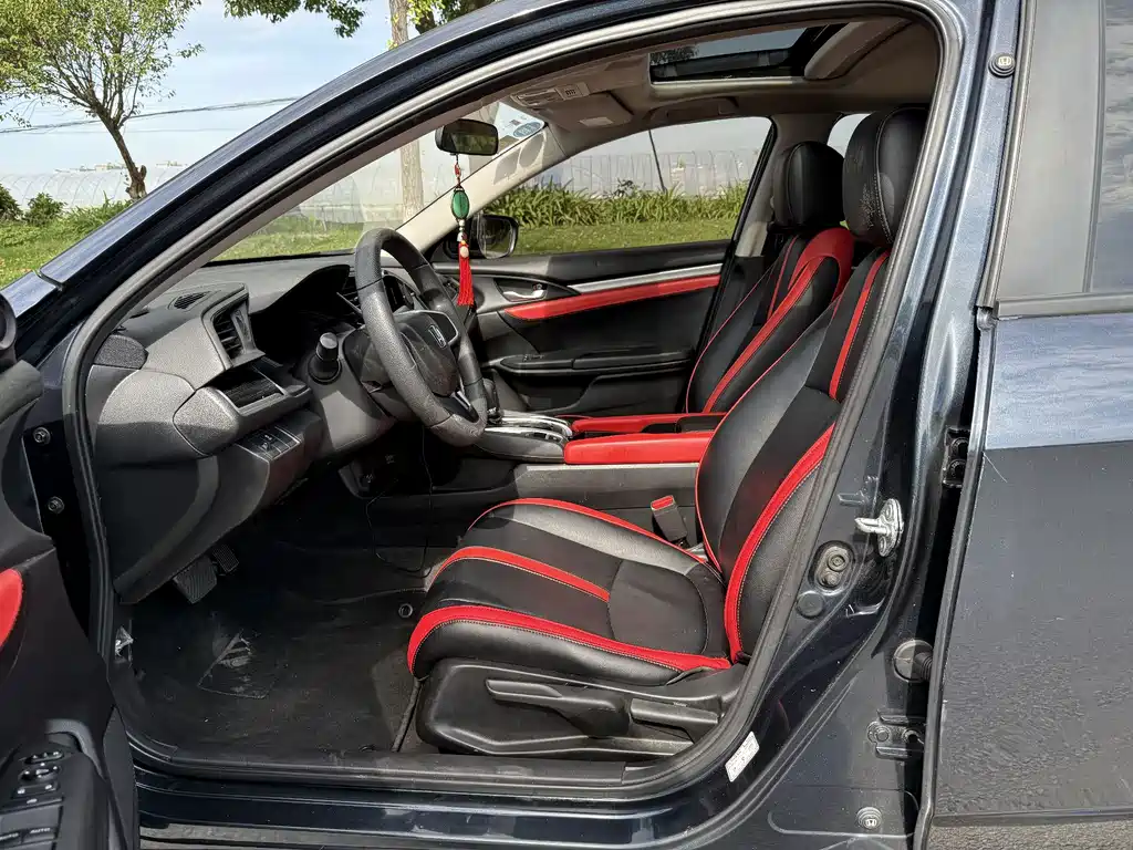 Honda Civic — миниатюра 5