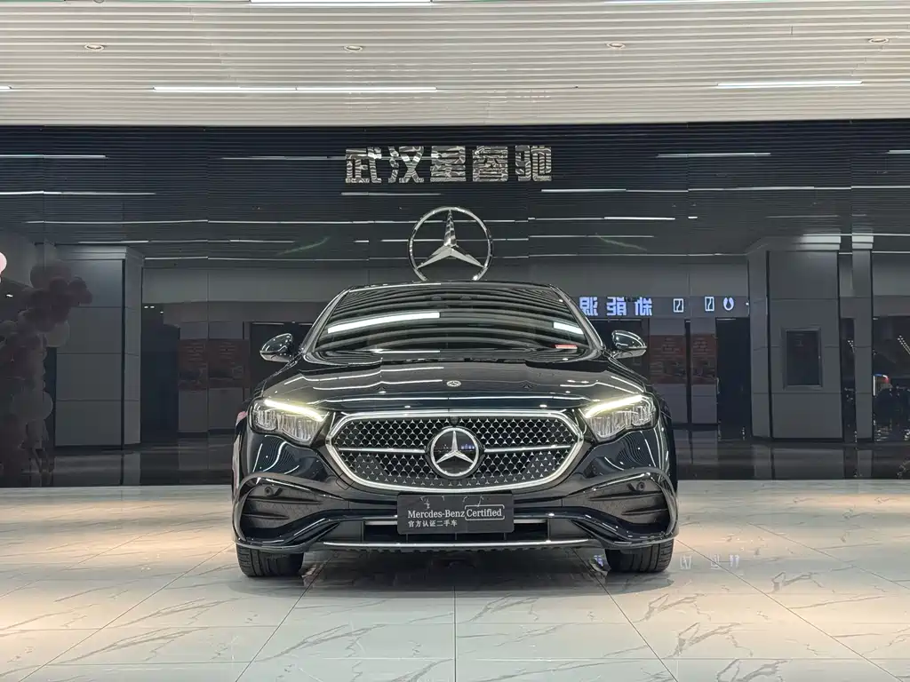 Mercedes-Benz E-Class — миниатюра 4