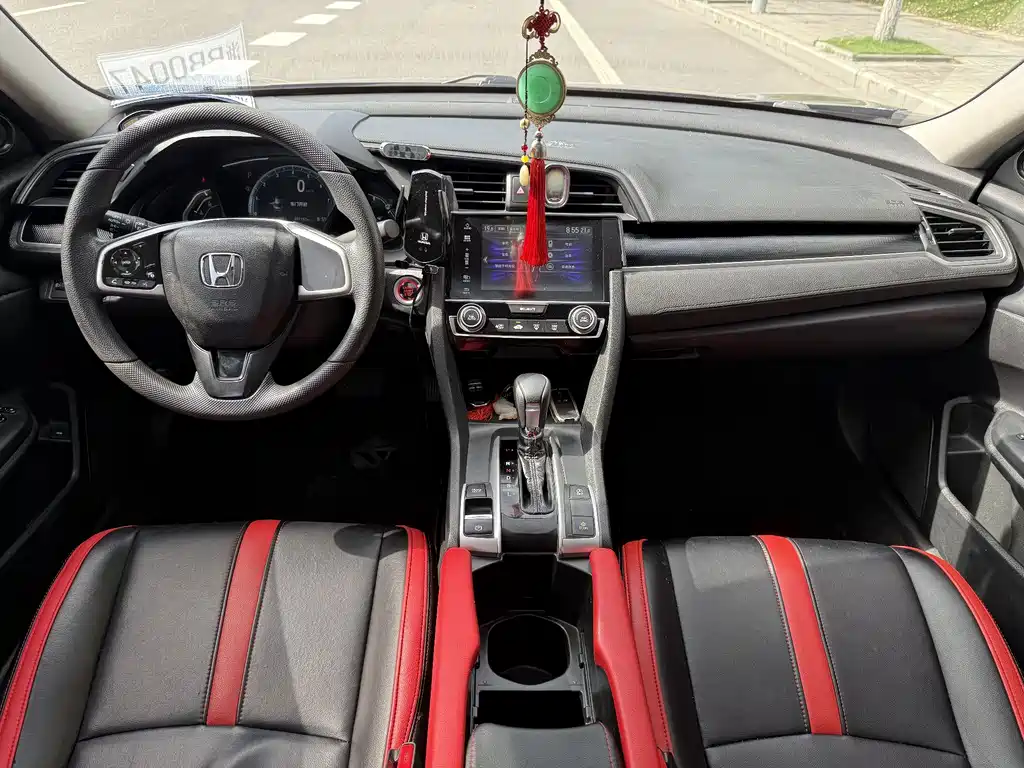 Honda Civic — миниатюра 4