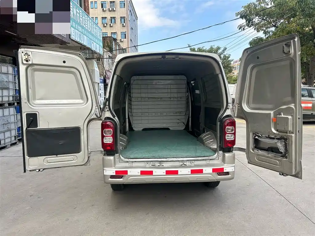 CHANGAN CHANGAN STAR 9EV