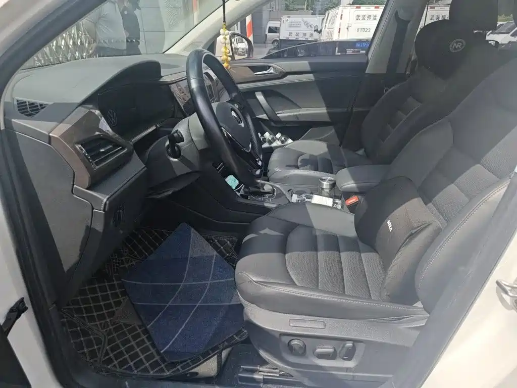 Volkswagen Tharu — миниатюра 11