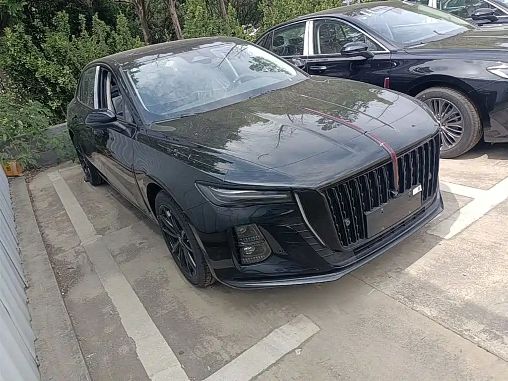Hongqi H5 2025 2.0T AT