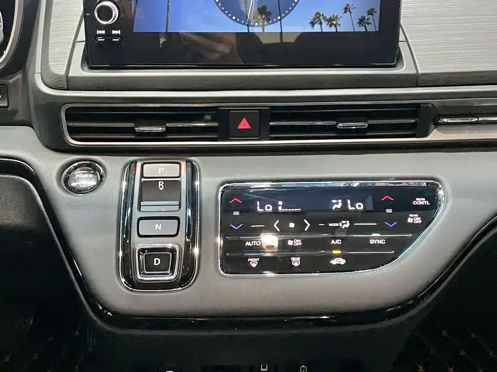 Honda Elysion — миниатюра 15