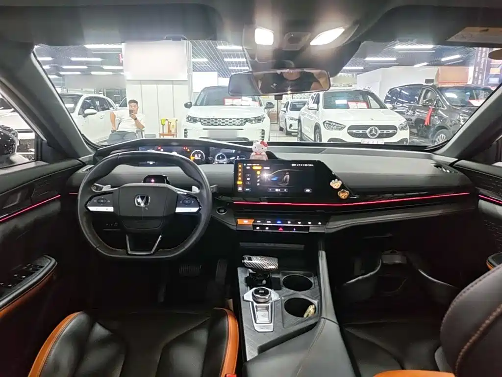 Changan UNI-V — миниатюра 10
