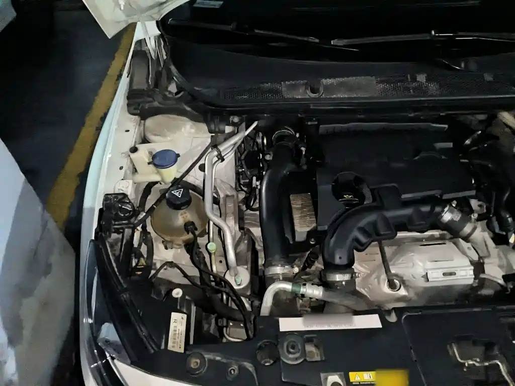 Peugeot 408 — миниатюра 19