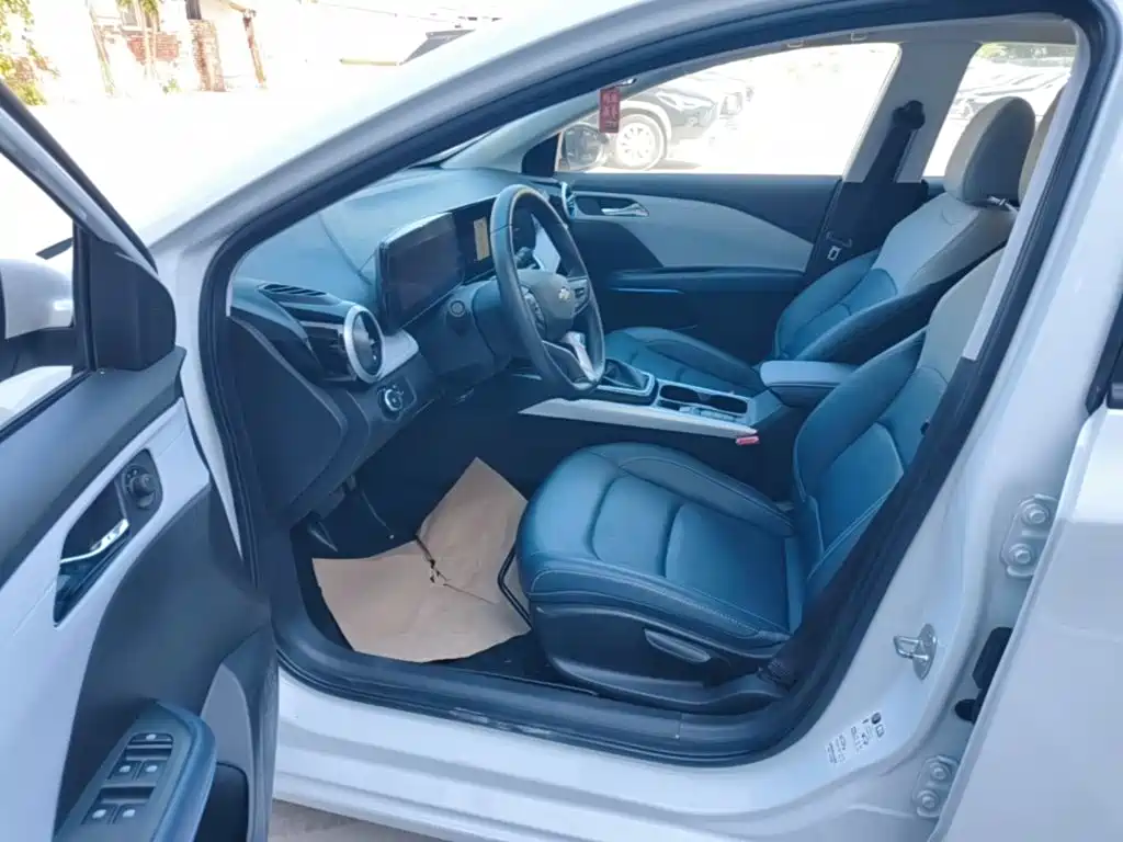 Chevrolet Monza — миниатюра 16