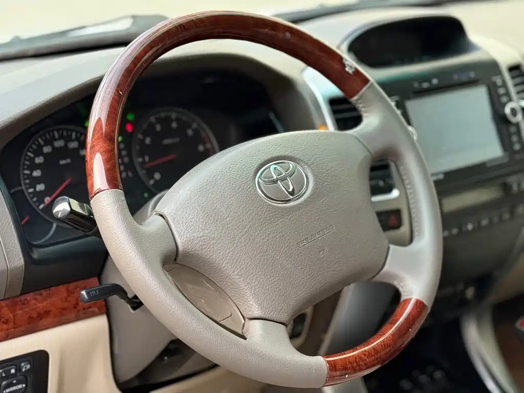 Toyota Land Cruiser Prado 2006 4.0L AT VX NAVI