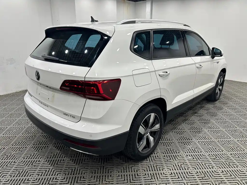 Volkswagen Tharu — миниатюра 9