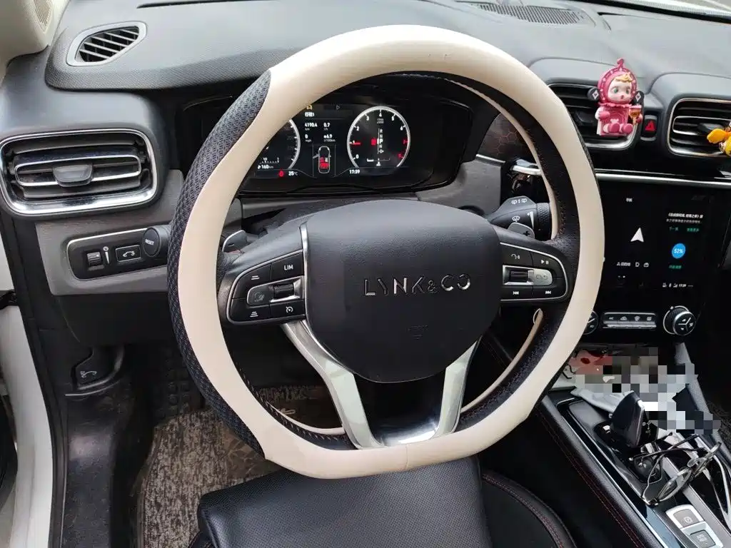 Lynk & Co 02 — миниатюра 11