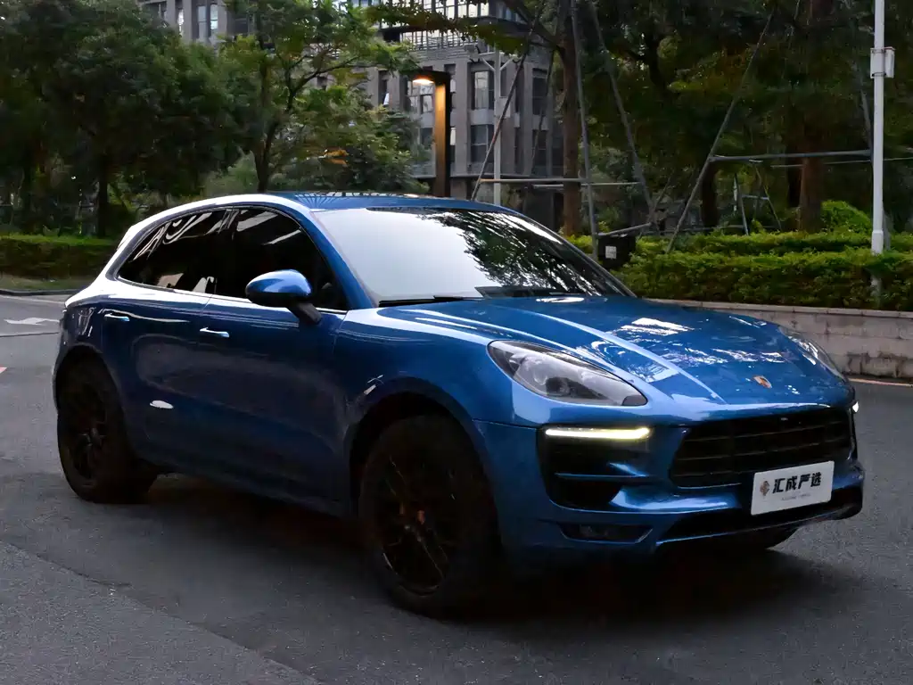 Porsche Macan — миниатюра 7