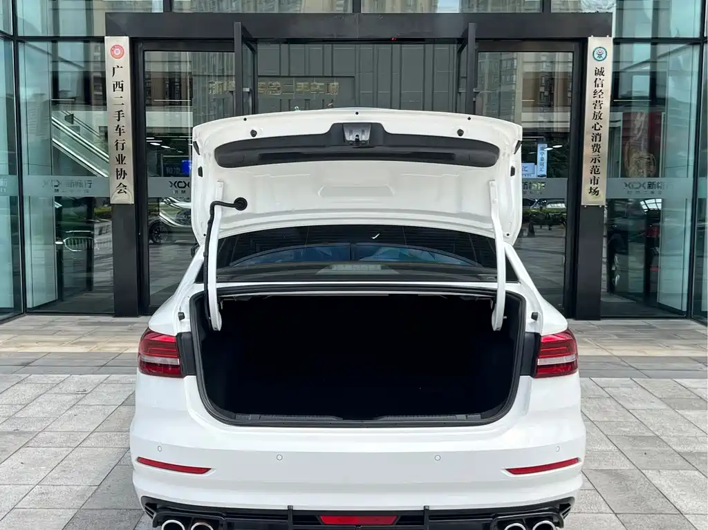 Volkswagen Lavida — миниатюра 16