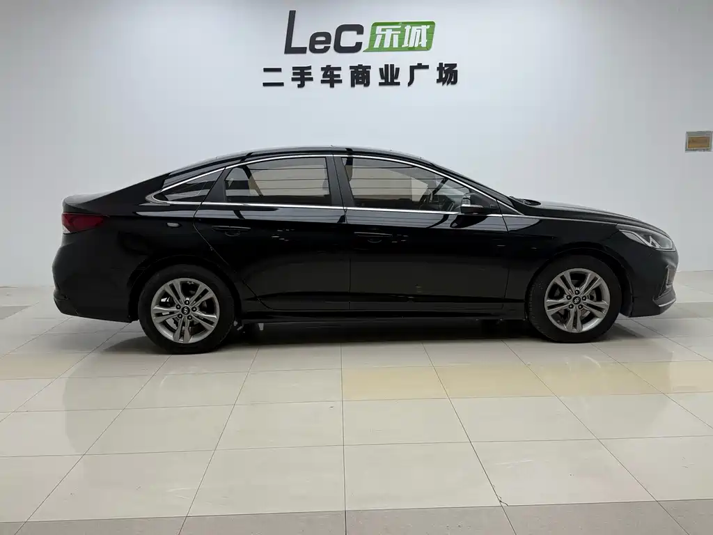 Hyundai Sonata — миниатюра 4