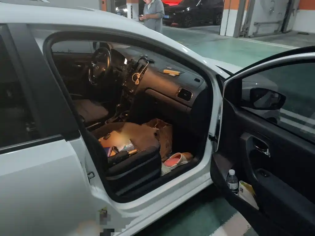 Volkswagen Polo — миниатюра 18