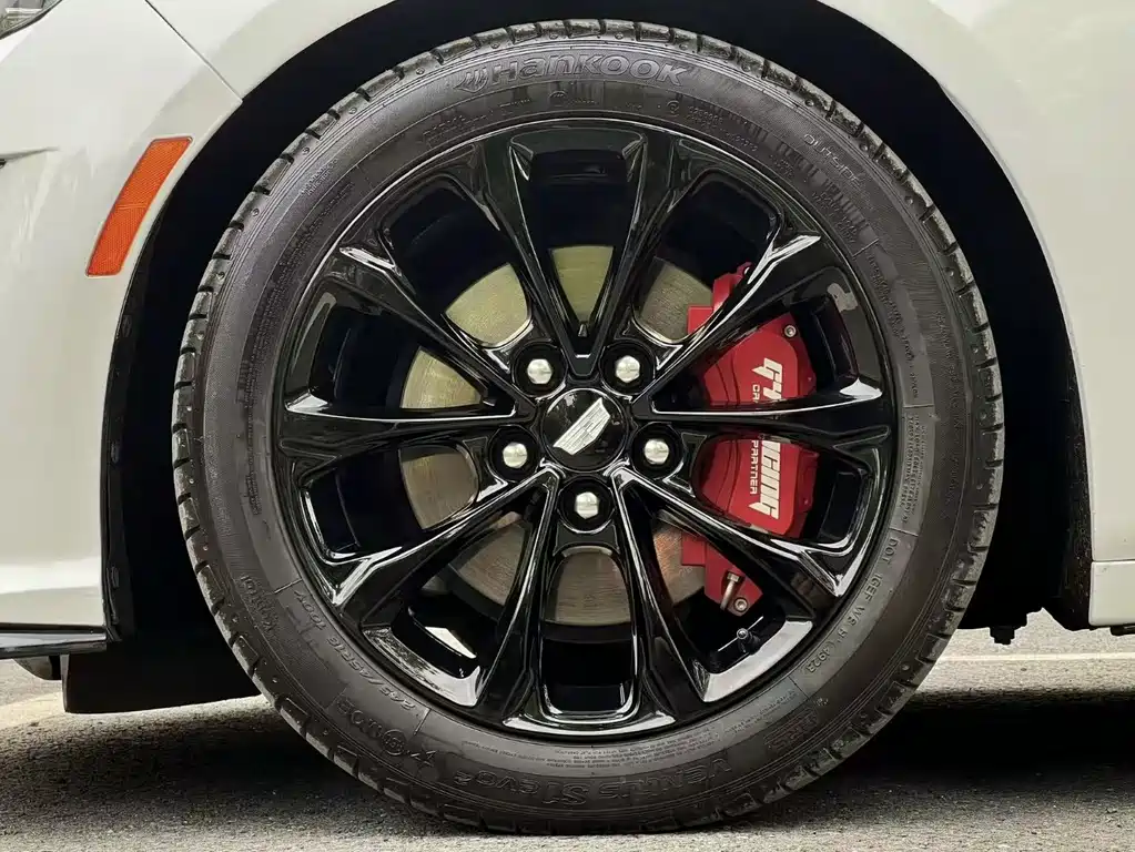 Cadillac CT5 — миниатюра 7