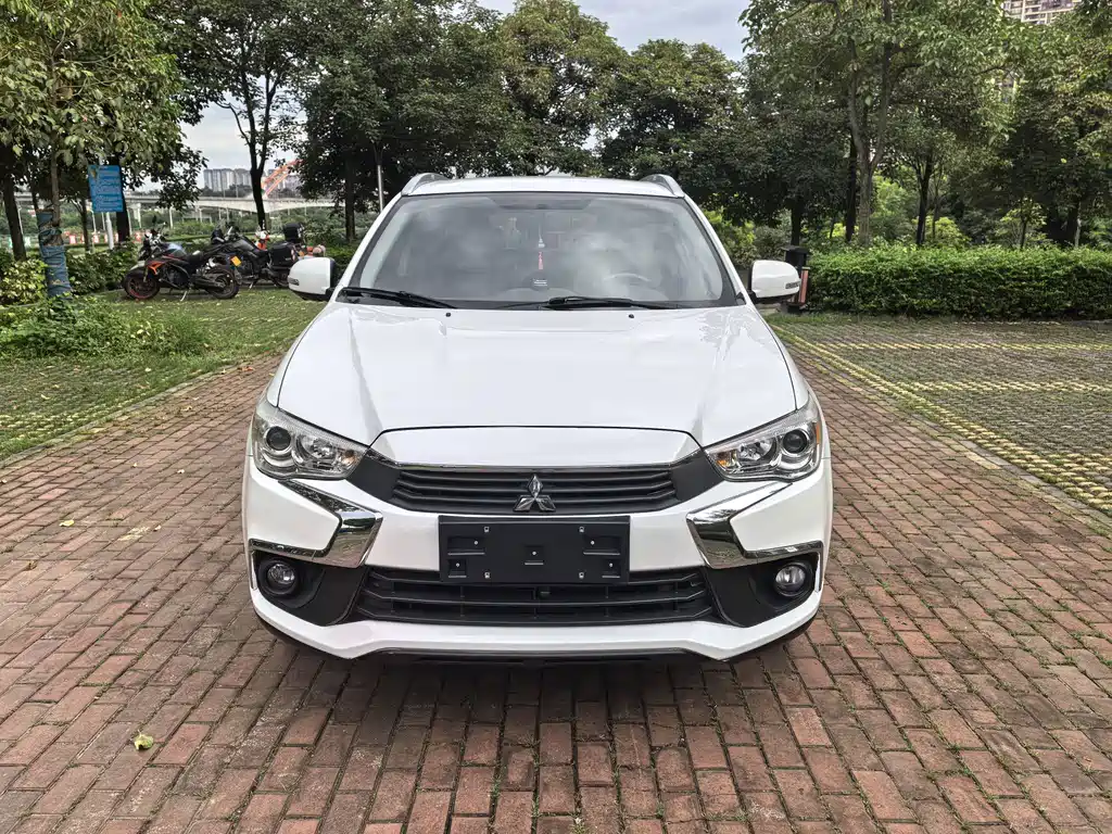 Mitsubishi ASX — миниатюра 2