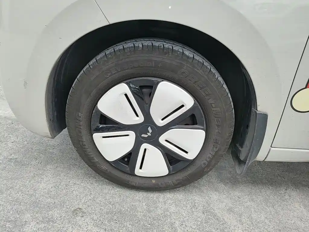 Wuling MINIEV — миниатюра 23