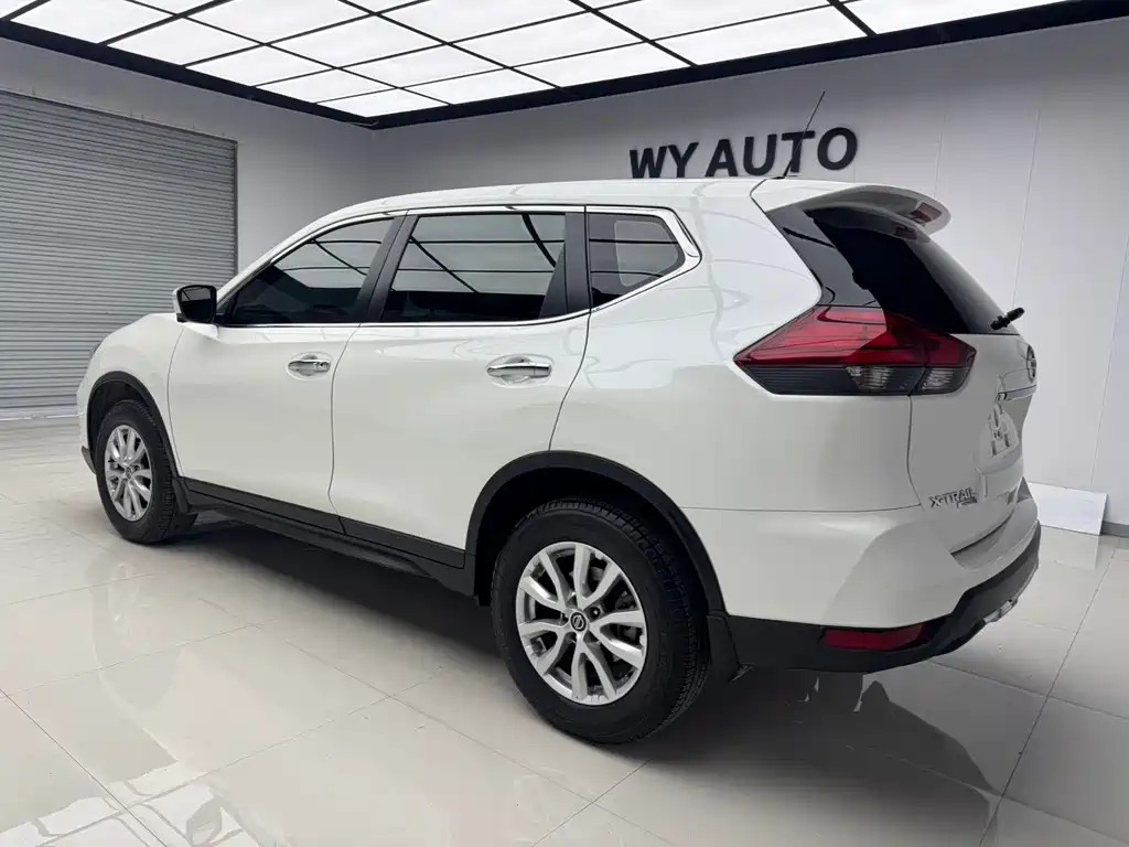 Nissan X-Trail — миниатюра 4