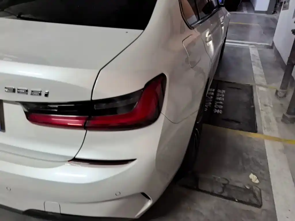 BMW 3 Series — миниатюра 8