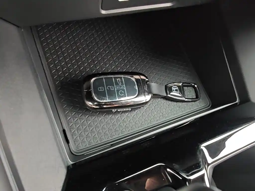 Honda Accord — миниатюра 9