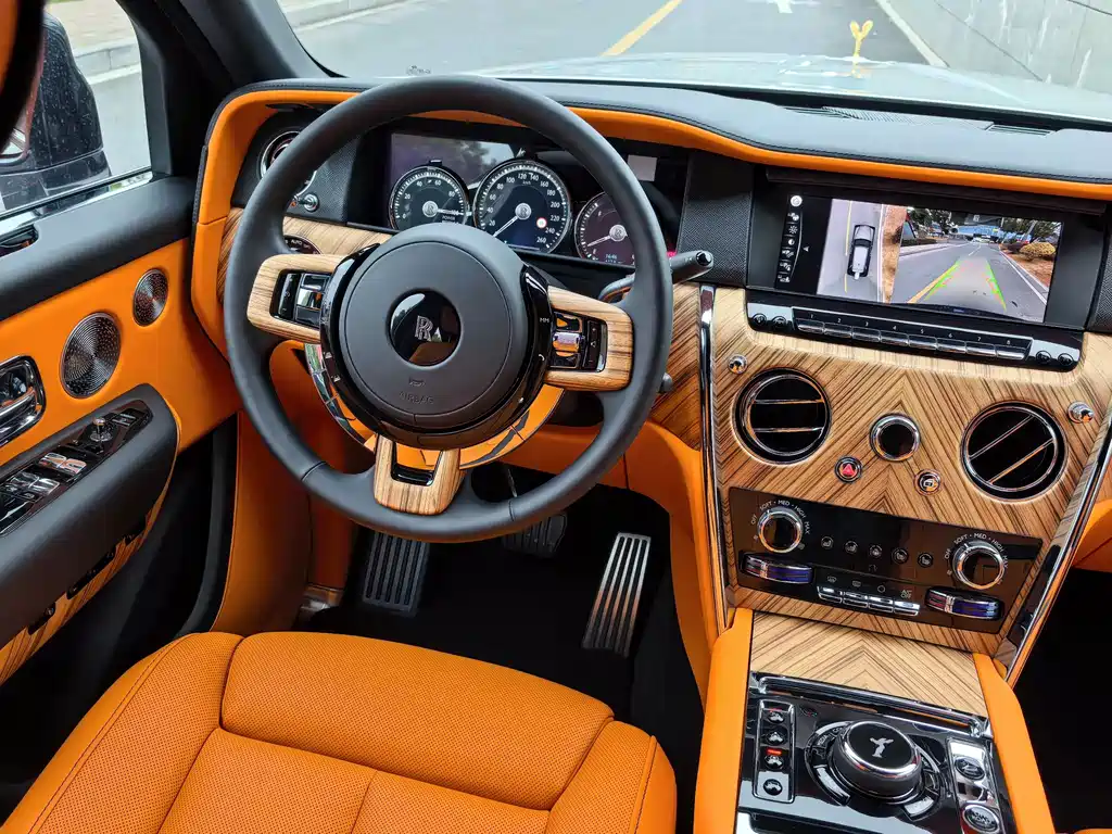 ROLLS-ROYCE CULLINAN