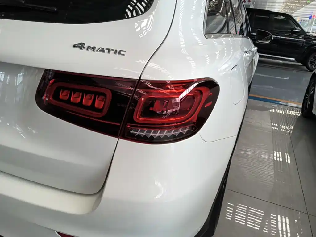 Mercedes-Benz GLC — миниатюра 8